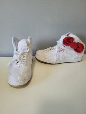 Vintage 2011 Reebok x Hello Kitty Plush High Top Sneakers White, Size 7